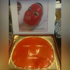 Red Caviar Vitamin E Face Mask
